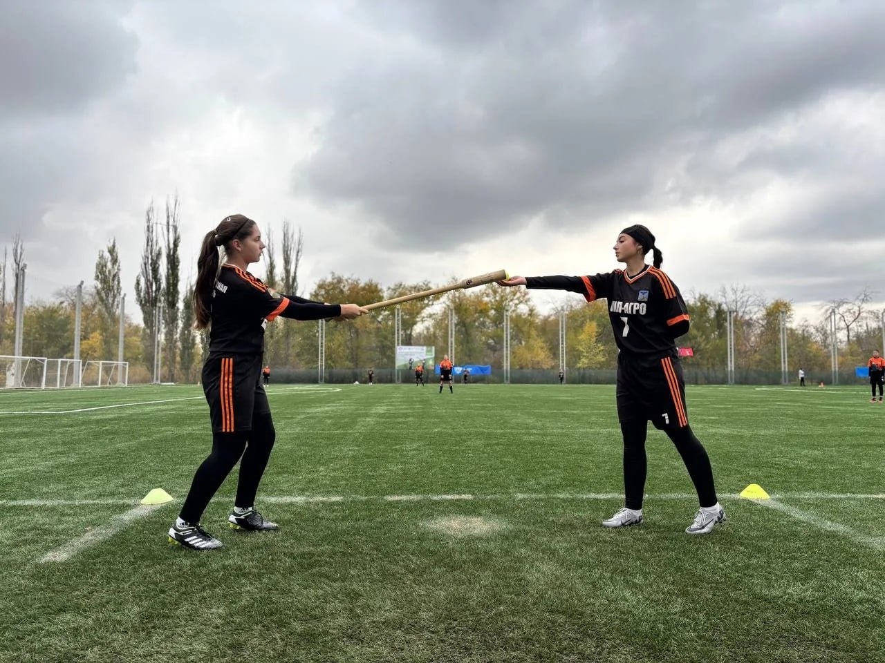 Ракитянские спортсменки в составе сборной региона стали серебряными призёрами первенства России по лапте Ракитянские спортсменки в составе сборной региона стали серебряными призёрами первенства России по лапте