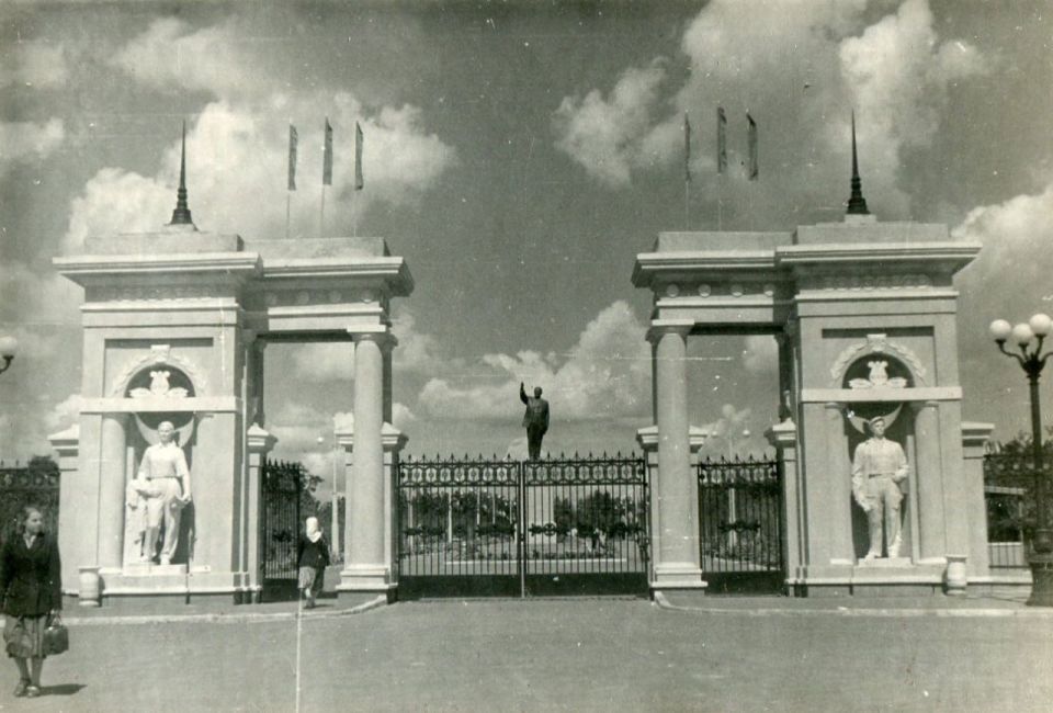 В духе эпохи: парк Ленина на старых фотографиях