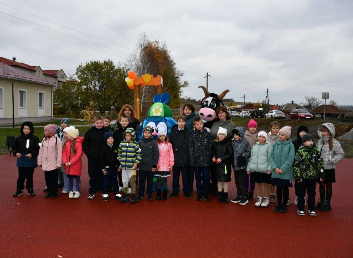 Совместная работа депутатов и активных граждан позволяет успешно решать актуальные вопросы в различных сферах жизни Совместная работа депутатов и активных граждан позволяет успешно решать актуальные вопросы в различных сферах жизни