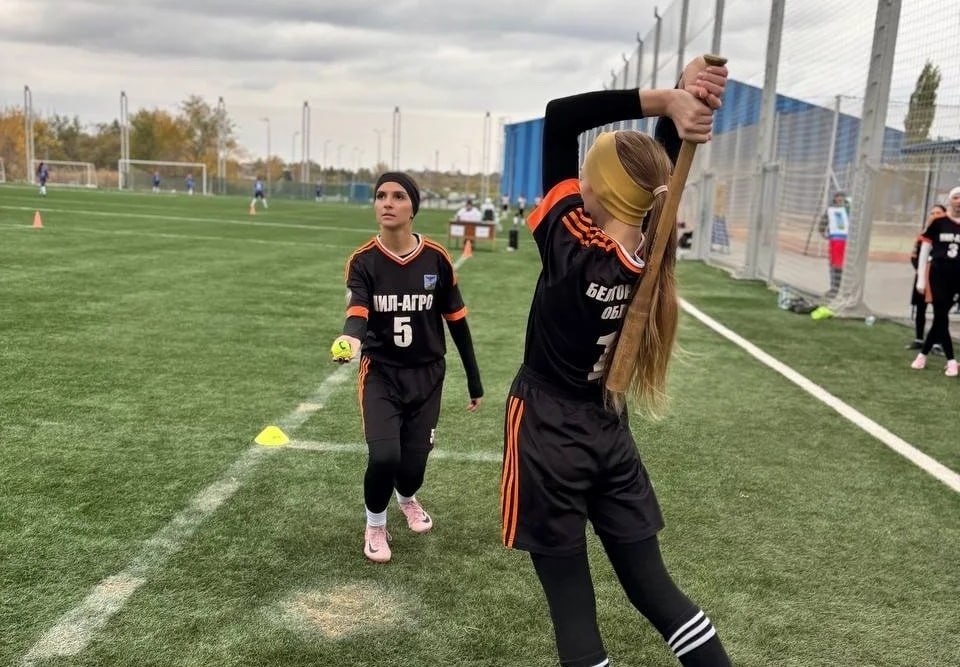 Ракитянские спортсменки в составе сборной региона стали серебряными призёрами первенства России по лапте Ракитянские спортсменки в составе сборной региона стали серебряными призёрами первенства России по лапте