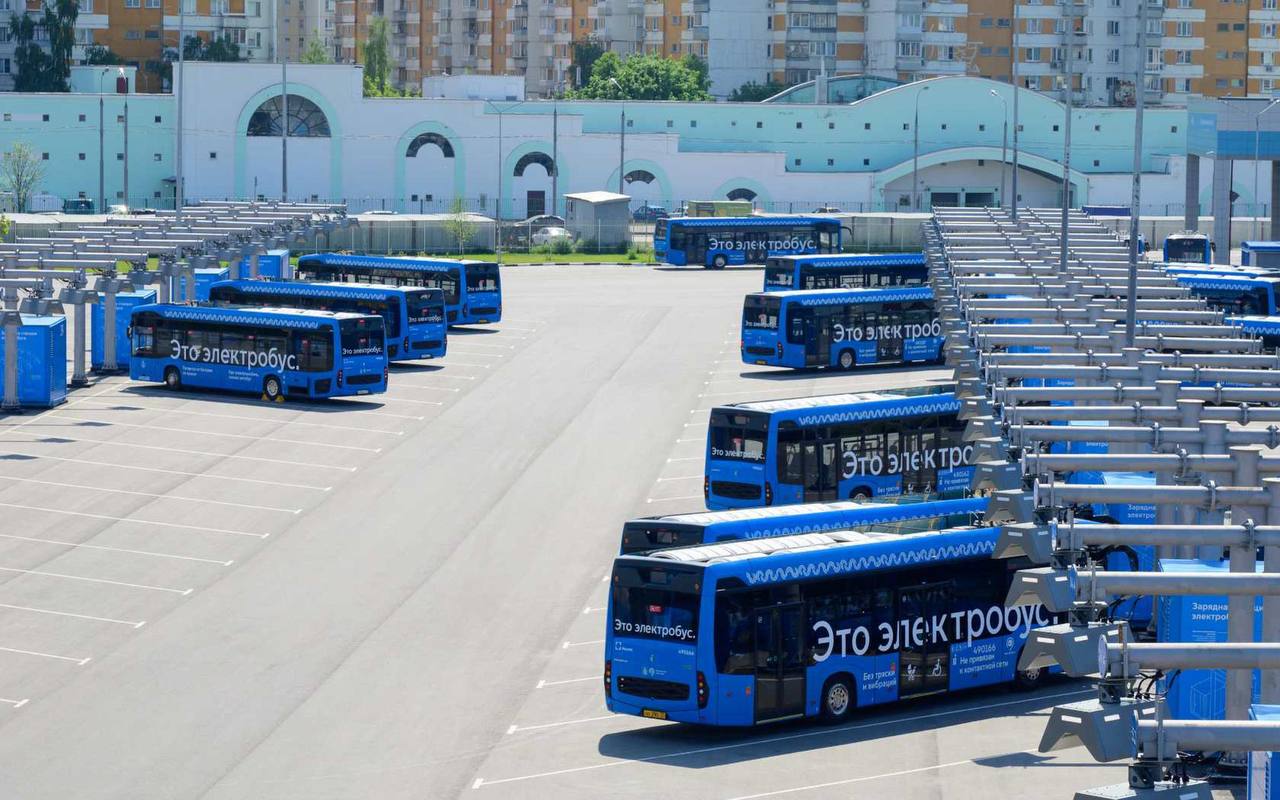 Сергей Собянин рассказал, как ИИ делает транспорт Москвы еще комфортнее и безопаснее Сергей Собянин рассказал, как ИИ делает транспорт Москвы еще комфортнее и безопаснее