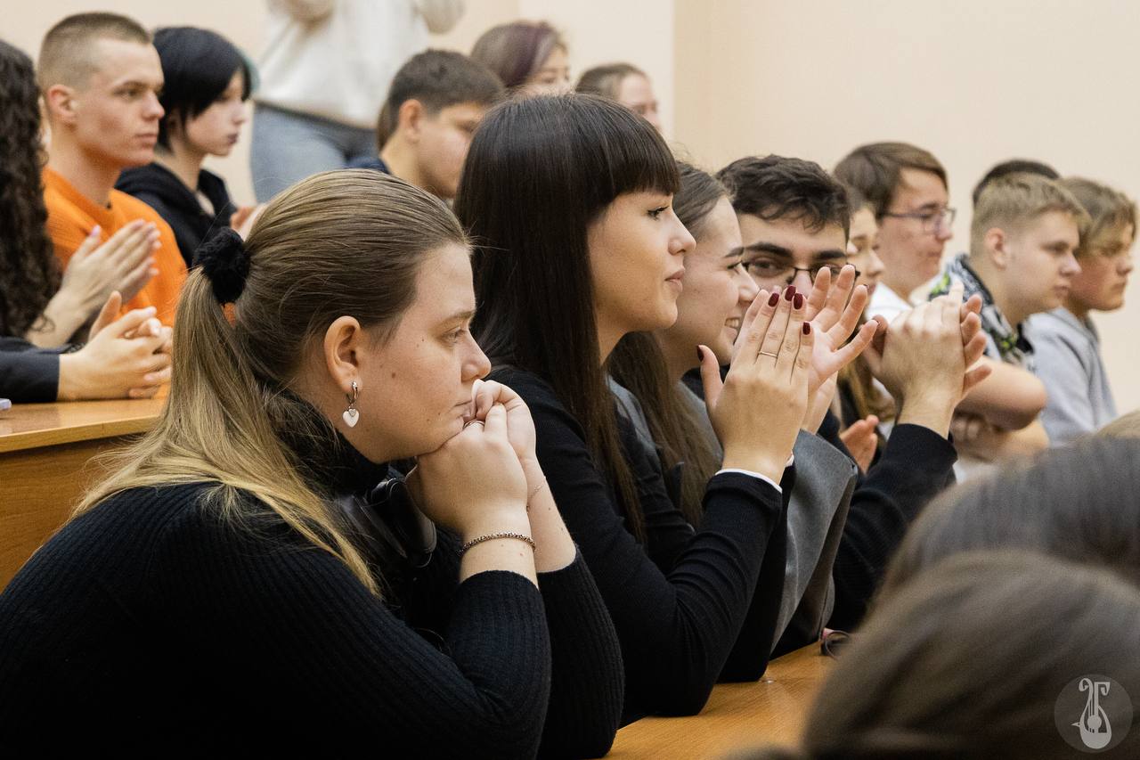 Анна Куташова: В рамках проекта «Сильные отцы — сильные семьи» приняла участие в лекции «Патриотическое воспитание: Вера. Семья. Отечество» Анна Куташова: В рамках проекта «Сильные отцы — сильные семьи» приняла участие в лекции «Патриотическое воспитание: Вера. Семья. Отечество»