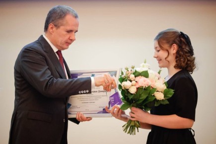 Владимир Жданов: Талантливые старооскольцы отмечены Губернаторской стипендией в области культуры