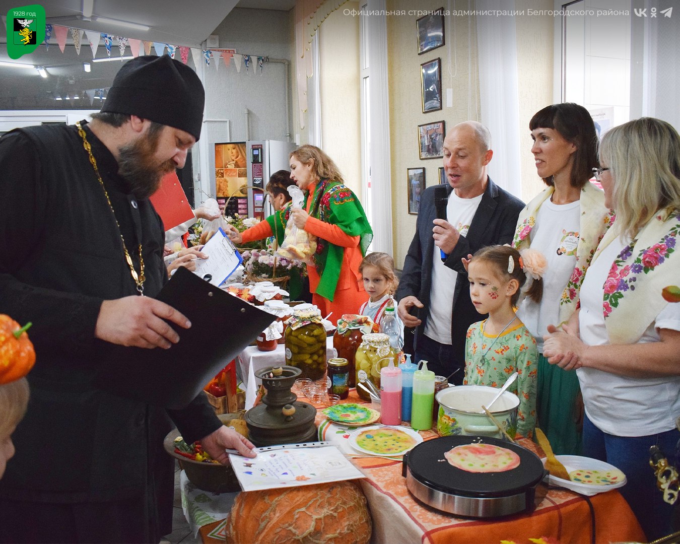 Яркий калейдоскоп вкусов и талантов прошёл на выставке-ярмарке в Ближней Игуменке Яркий калейдоскоп вкусов и талантов прошёл на выставке-ярмарке в Ближней Игуменке