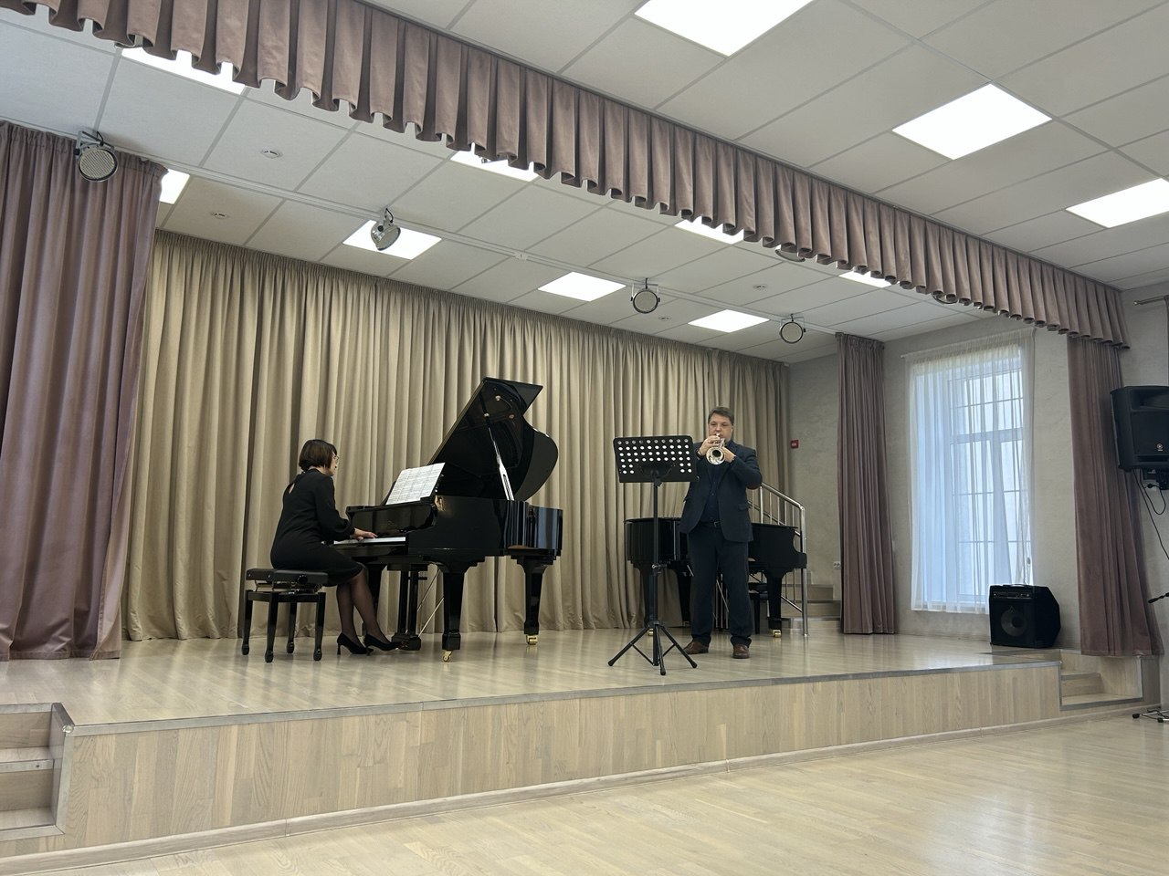 В Детской школе искусств №3 города Старого Оскола прошла творческая встреча с доцентом Московской консерватории Леонидом Евгеньевичем Гурьевым