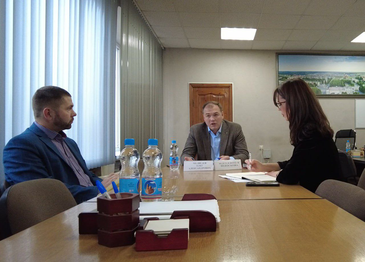 Олег Медведев: Дорогие яковлевцы!. Каждый вторник, провожу личный прием граждан Олег Медведев: Дорогие яковлевцы!. Каждый вторник, провожу личный прием граждан