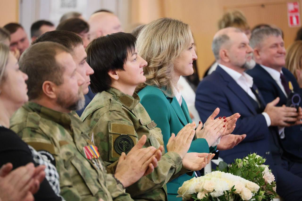 Юрий Клепиков: Жители Белгородчины — гордость нашего края, образец подражания для всех соотечественников Юрий Клепиков: Жители Белгородчины — гордость нашего края, образец подражания для всех соотечественников