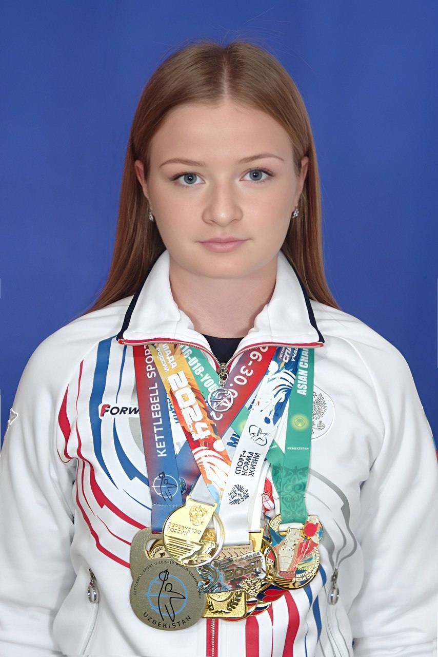 Михаил Лобазнов: Губкинцы стали стипендиатами Губернатора Белгородской области в сфере спорта Михаил Лобазнов: Губкинцы стали стипендиатами Губернатора Белгородской области в сфере спорта