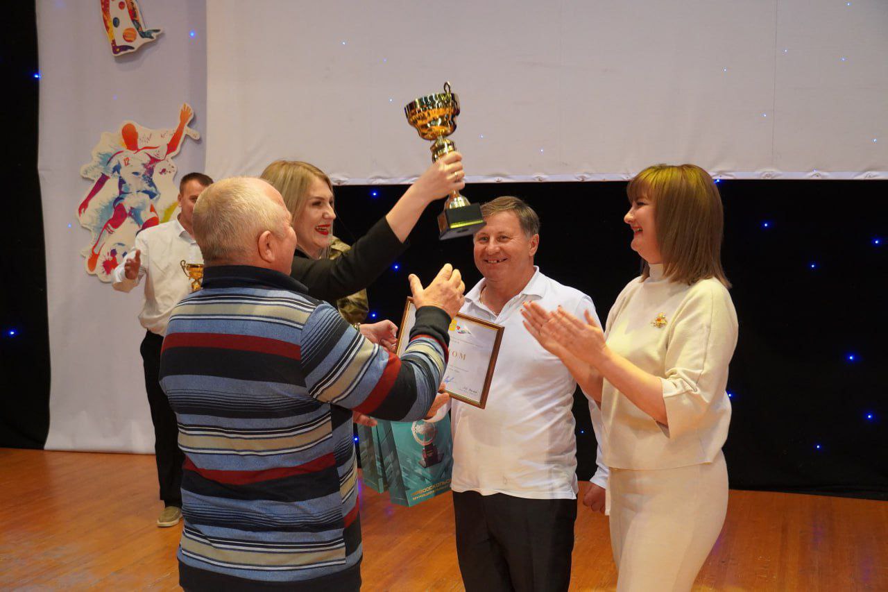 Андрей Миськов: Сегодня по-спортивному ярко и позитивно в Новом Осколе отметили День тренера Андрей Миськов: Сегодня по-спортивному ярко и позитивно в Новом Осколе отметили День тренера