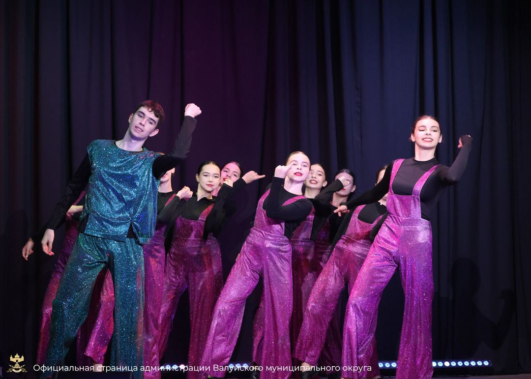 Сегодня мы чествуем наших наставников и вдохновителей – учителей физической культуры и спортивных тренеров! Сегодня мы чествуем наших наставников и вдохновителей – учителей физической культуры и спортивных тренеров!