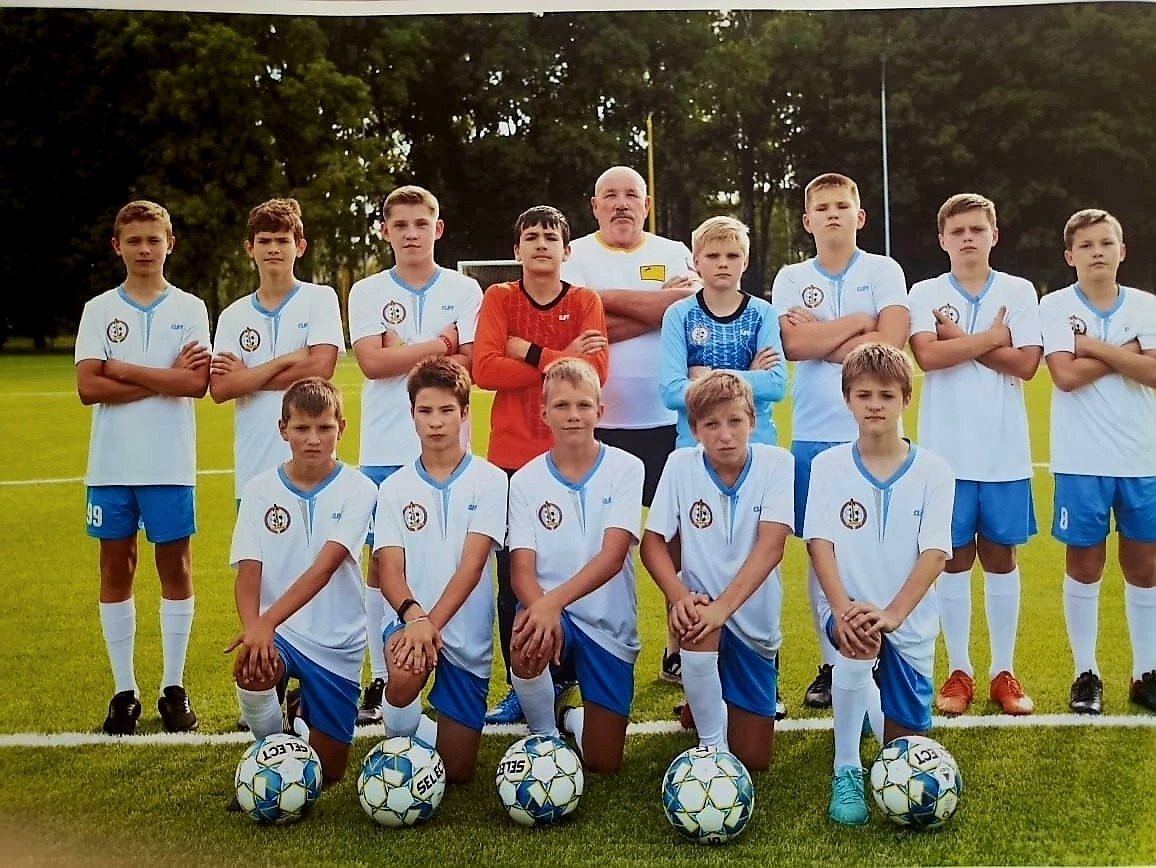 Уважаемые тренеры, преподаватели физической культуры и ветераны спорта Грайворонского округа! Поздравляем вас с профессиональным праздником – Днём тренера! Уважаемые тренеры, преподаватели физической культуры и ветераны спорта Грайворонского округа! Поздравляем вас с профессиональным праздником – Днём тренера!