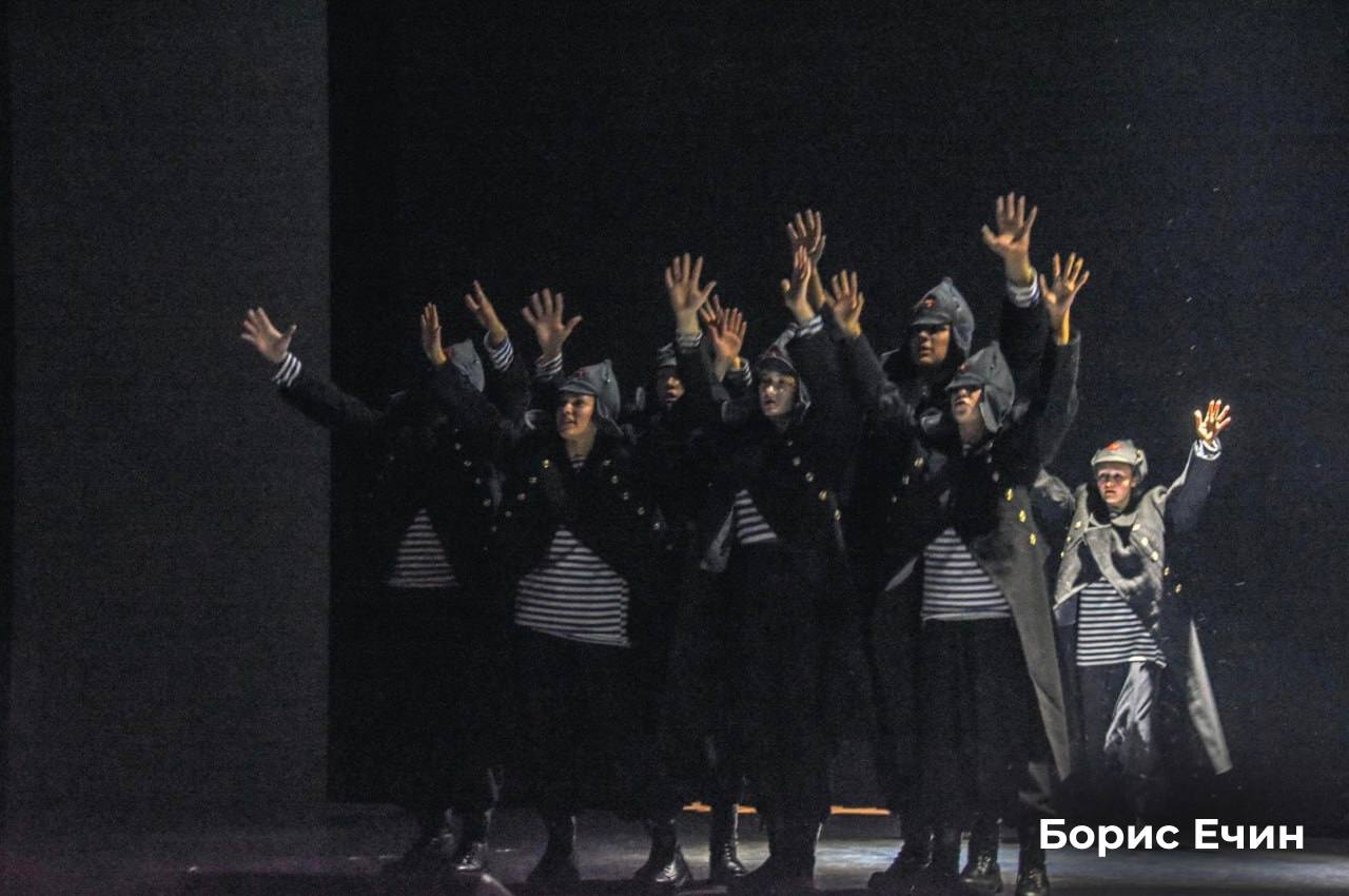 Татьяна Киреева: В ЦМИ состоялась премьера первого спектакля , созданного в рамках проекта «Арт-лаборатория молодых творцов «Пограничное искусство: Курск и Белгород» — творческого эксперимента по созданию молодёжных...