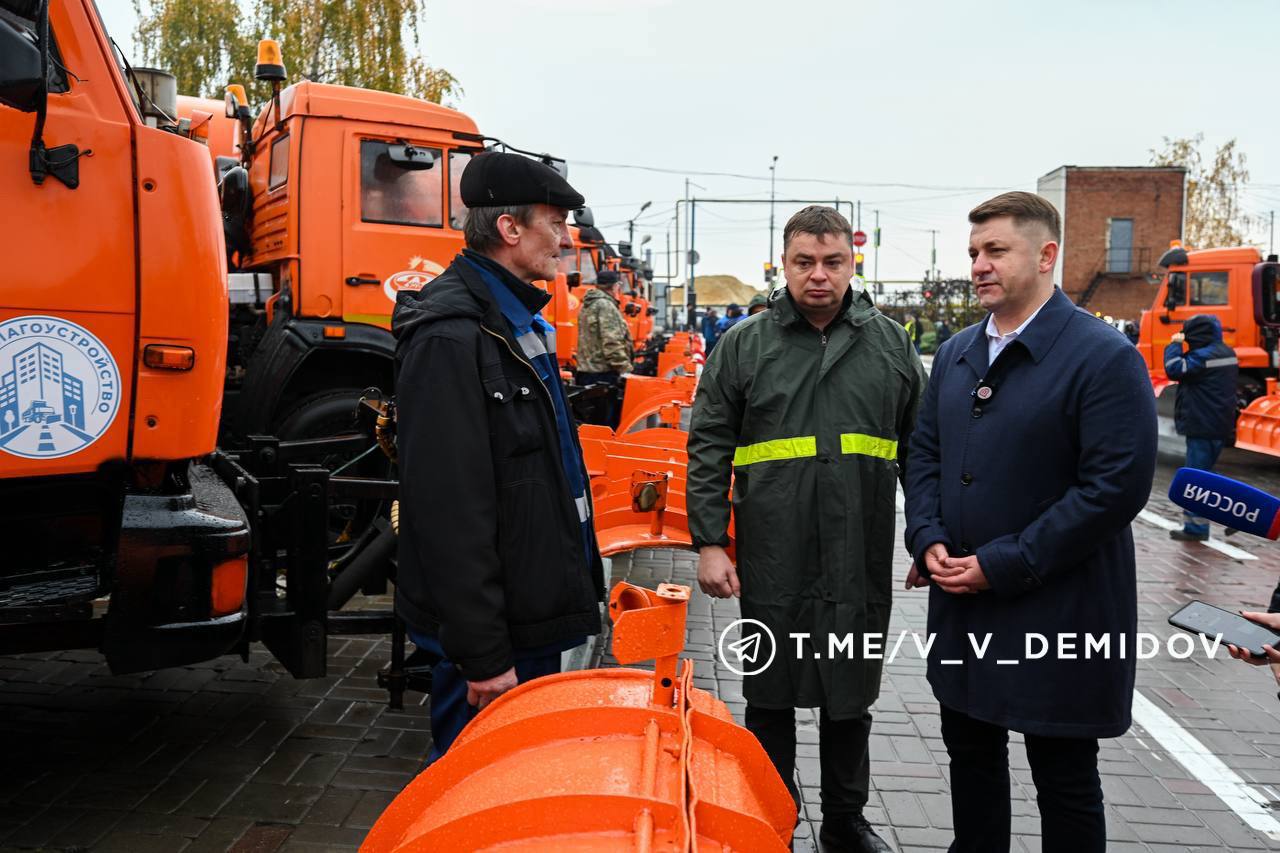 Валентин Демидов: Зима — это экзамен для городских коммунальных служб Валентин Демидов: Зима — это экзамен для городских коммунальных служб