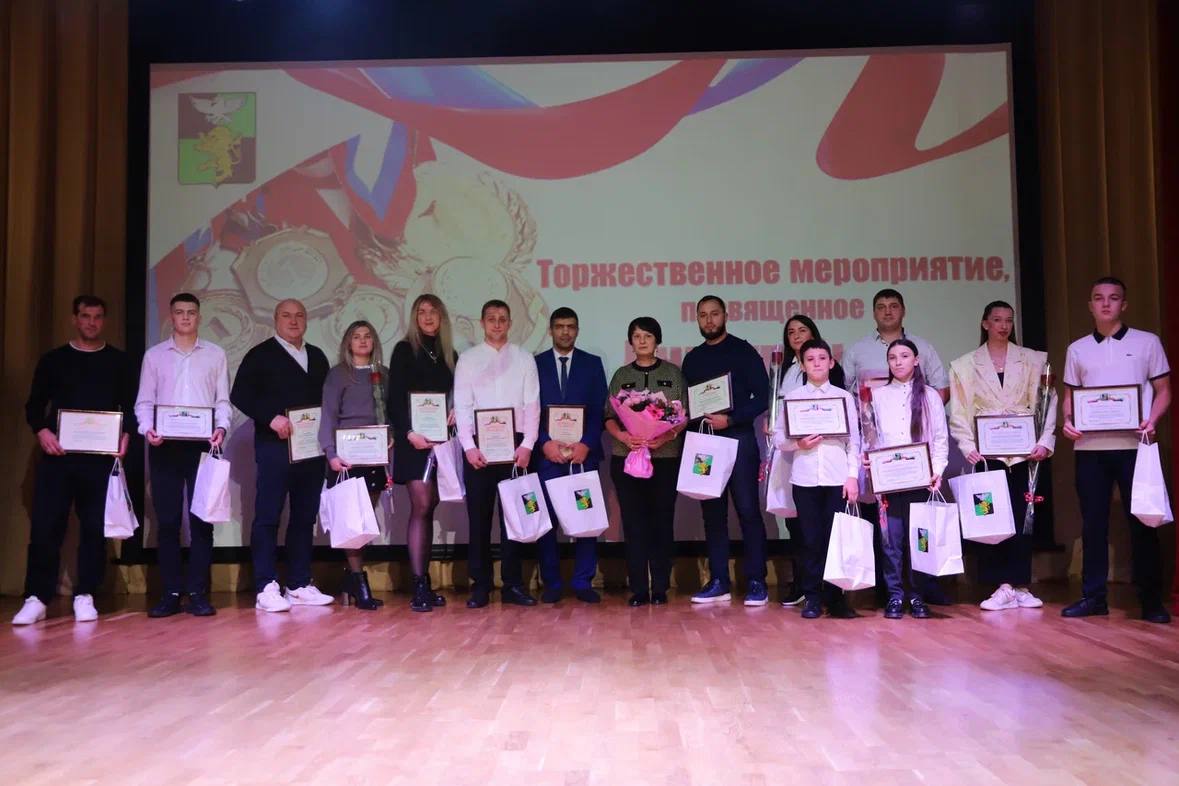 Татьяна Круглякова: В Таврово чествовали наставников спортивных побед