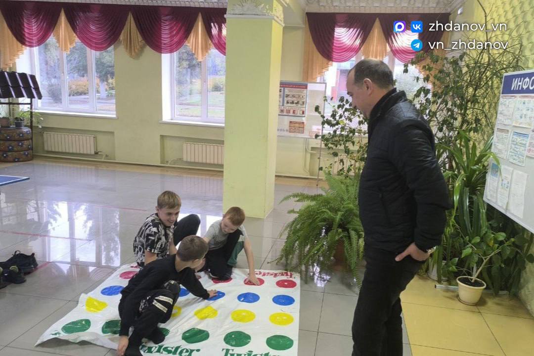 Владимир Жданов: Рабочий объезд сельских территорий Владимир Жданов: Рабочий объезд сельских территорий