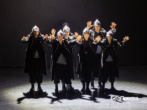 В Белгороде сыграли премьеру спектакля «Мальчиш-Кибальчиш»