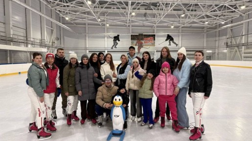 Олег Медведев: С Днём тренера!. Вместо свистков и команд — смех, рукопожатия и уютная атмосфера