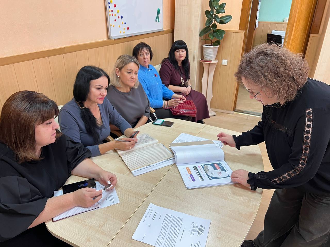 Михаил Лобазнов: В Управлении социальной политики состоялось плановое заседание комиссии по вопросам заключения социальных контрактов Михаил Лобазнов: В Управлении социальной политики состоялось плановое заседание комиссии по вопросам заключения социальных контрактов