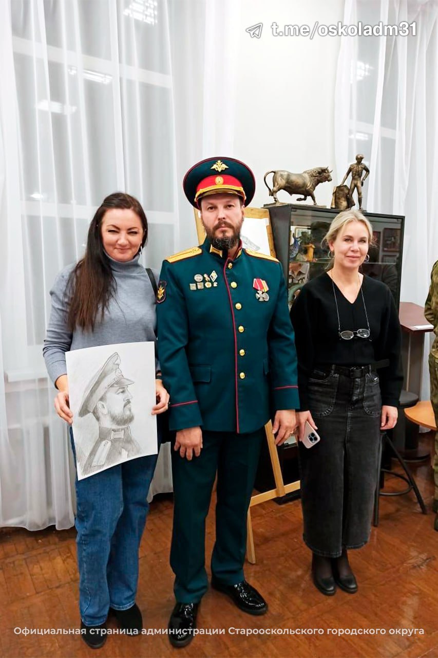 В Детской художественной школе прошла Всероссийская акция «Портрет героя» В Детской художественной школе прошла Всероссийская акция «Портрет героя»