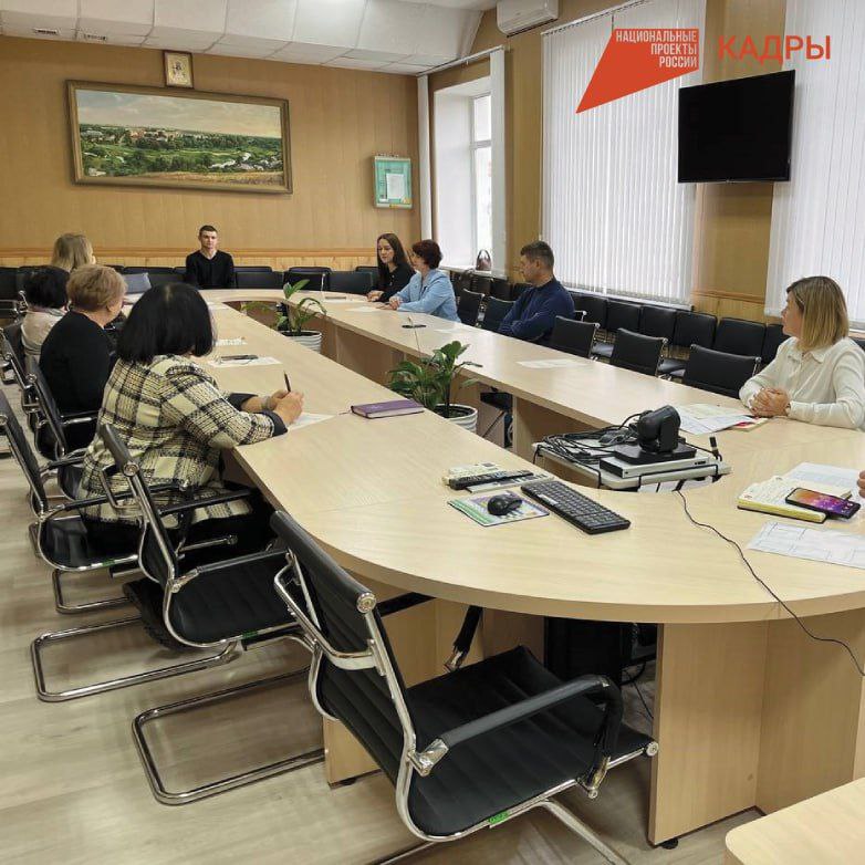 Владимир Переверзев: В Борисовском районе одобрены социальные контракты для молодёжи