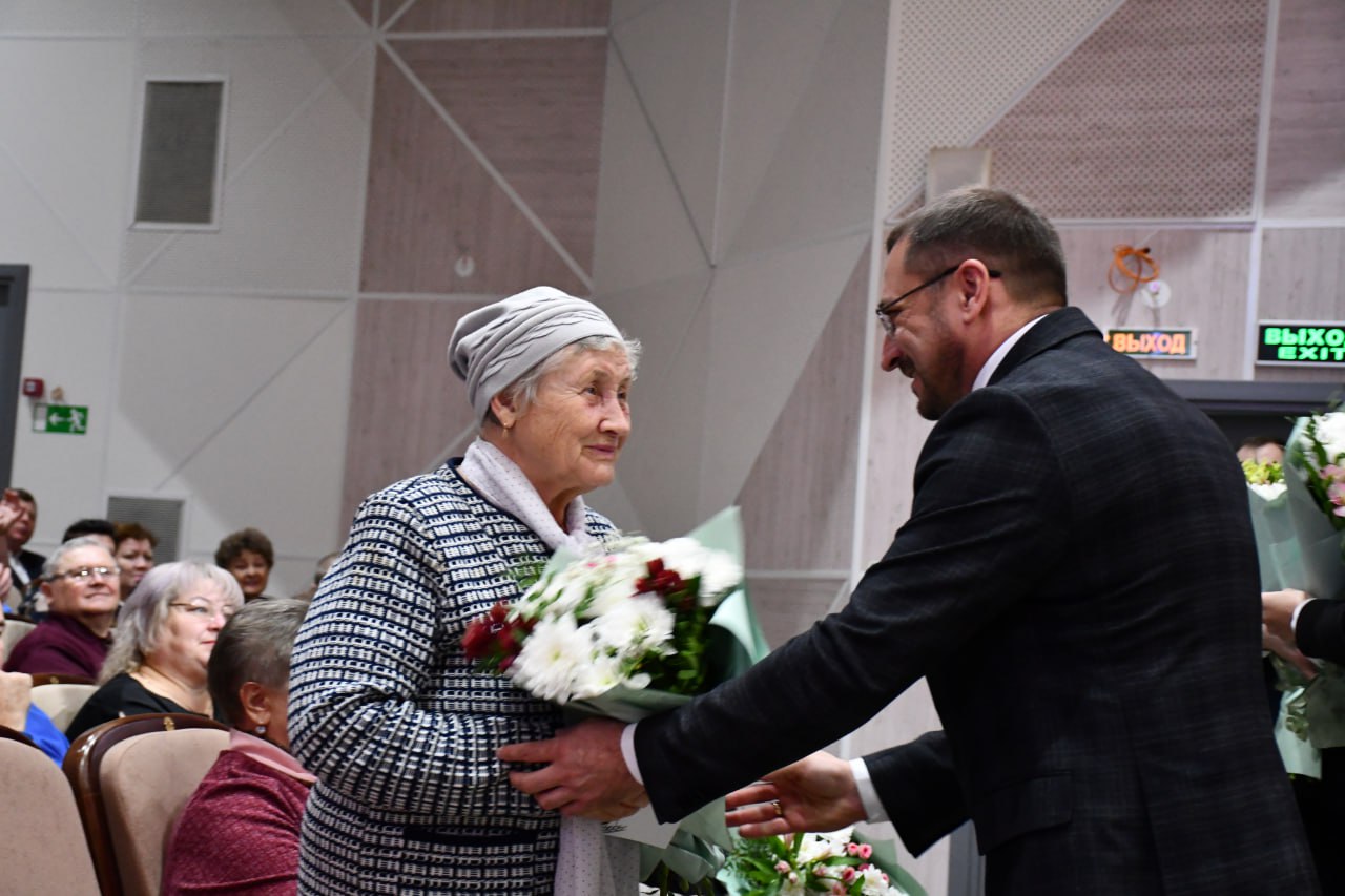 Светлана Халеева: Состоялся праздничный концерт, посвящённый Дню работников сельского хозяйства и перерабатывающей промышленности Светлана Халеева: Состоялся праздничный концерт, посвящённый Дню работников сельского хозяйства и перерабатывающей промышленности