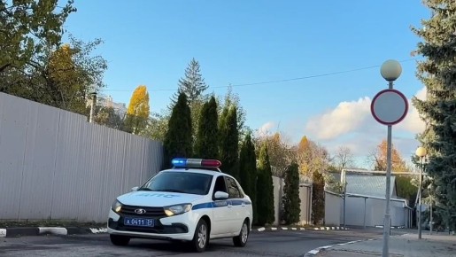 Белгородские автоинспекторы напоминают участникам дорожного движения о важности использования световозвращающих элементов