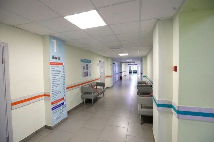 Вячеслав Гладков поручил подготовить предложения по увеличению ставок отдельных специалистов в медучреждениях, исходя из потребностей белгородцев