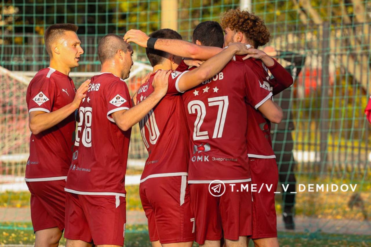 «Салют Белгород» – серебряный призёр Первенства Второй лиги Б «Салют Белгород» – серебряный призёр Первенства Второй лиги Б