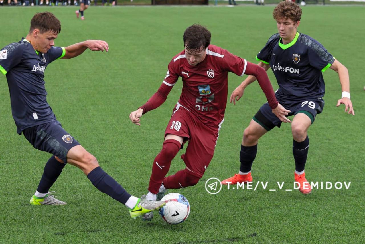 «Салют Белгород» – серебряный призёр Первенства Второй лиги Б «Салют Белгород» – серебряный призёр Первенства Второй лиги Б