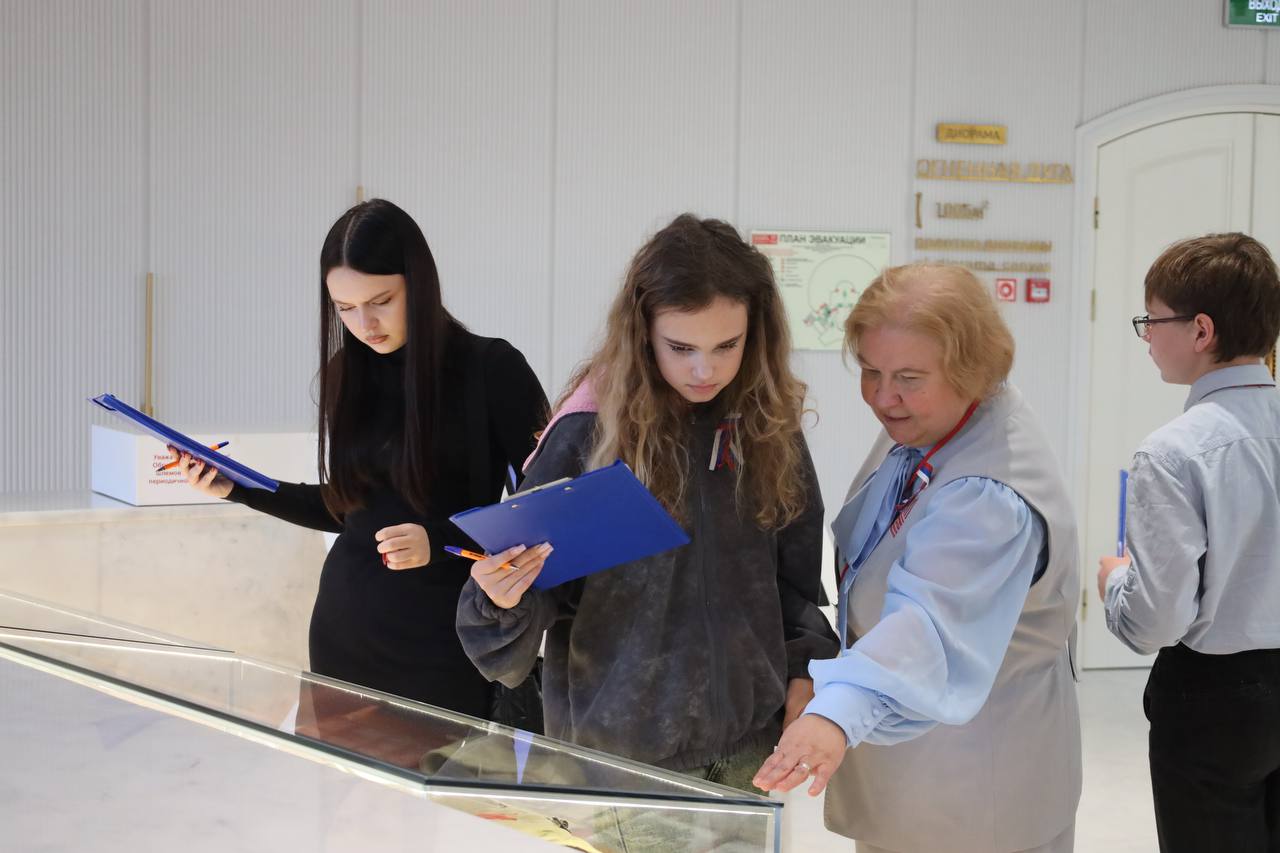 В Белгородских государственных учреждениях культуры прошли праздничные мероприятия в честь Дня народного единства В Белгородских государственных учреждениях культуры прошли праздничные мероприятия в честь Дня народного единства