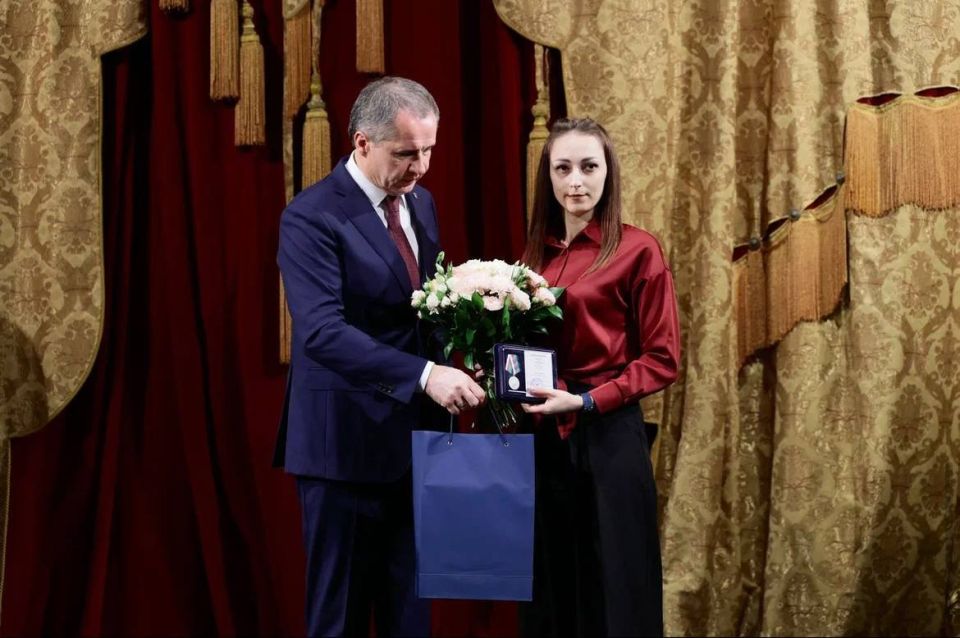 В преддверии Дня народного единства чествовали истинных патриотов, отважных защитников своего дома и родной земли - сотрудников отряда «Орлан» В преддверии Дня народного единства чествовали истинных патриотов, отважных защитников своего дома и родной земли - сотрудников отряда «Орлан»