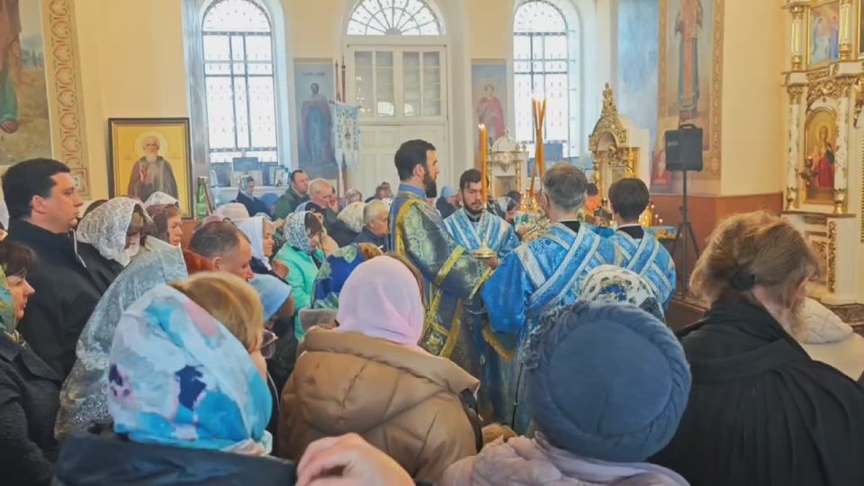 Николай Нестеров: Сегодня присутствовал на Божественной литургии в храме Казанской иконы Божией Матери в селе Плоское