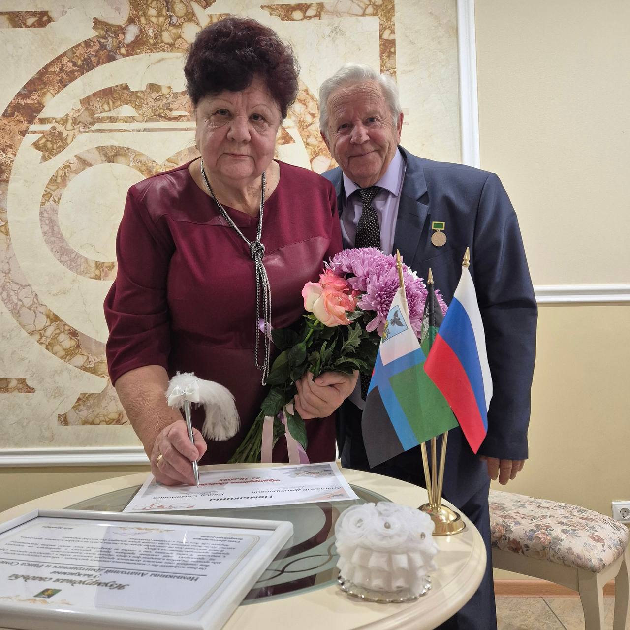 Татьяна Круглякова: 55 лет в унисон. Супруги Анатолий Дмитриевич и Раиса Семёновна Немыкины отпраздновали изумрудную свадьбу Татьяна Круглякова: 55 лет в унисон. Супруги Анатолий Дмитриевич и Раиса Семёновна Немыкины отпраздновали изумрудную свадьбу