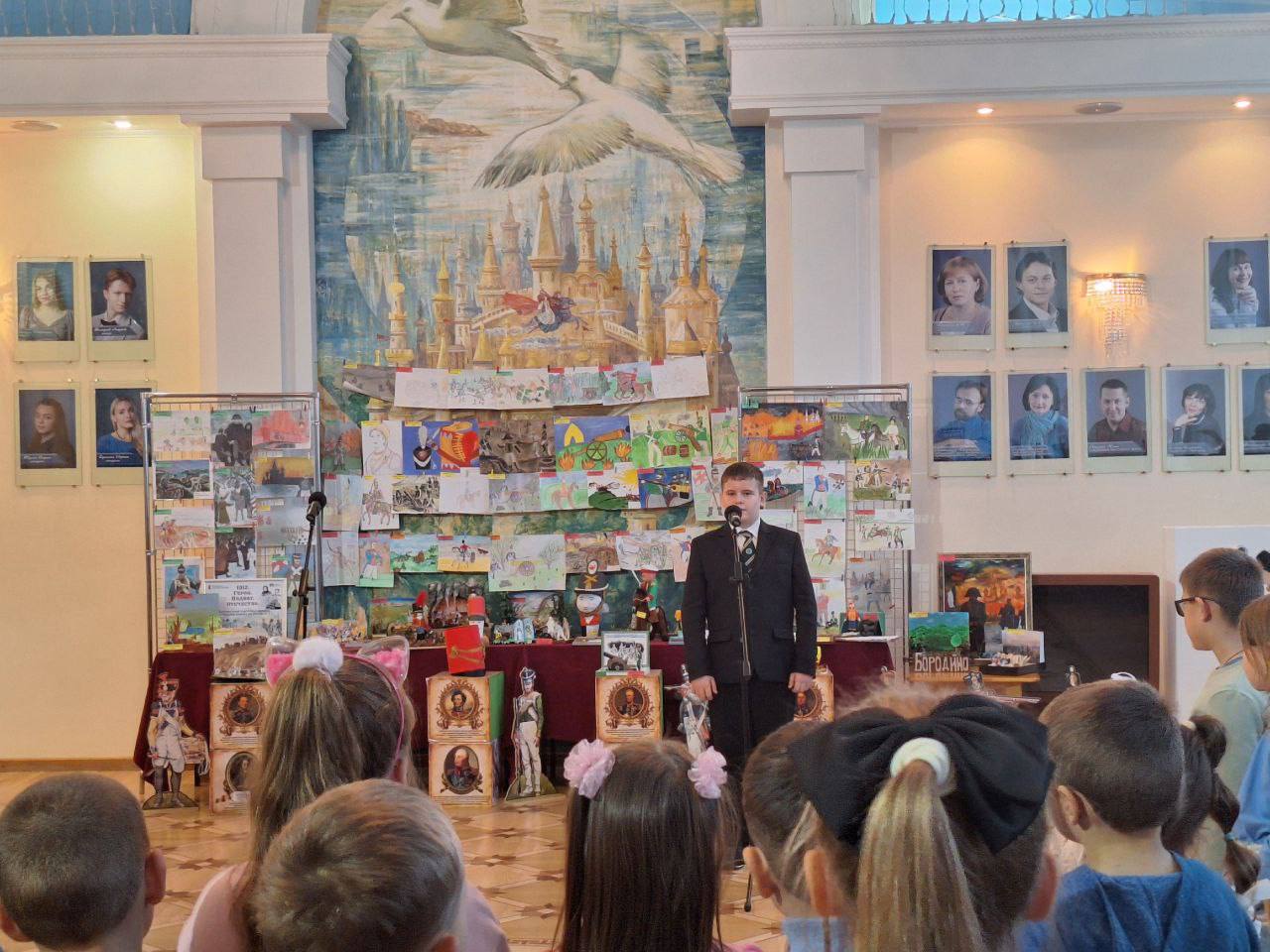 В Белгородских государственных учреждениях культуры прошли праздничные мероприятия в честь Дня народного единства В Белгородских государственных учреждениях культуры прошли праздничные мероприятия в честь Дня народного единства