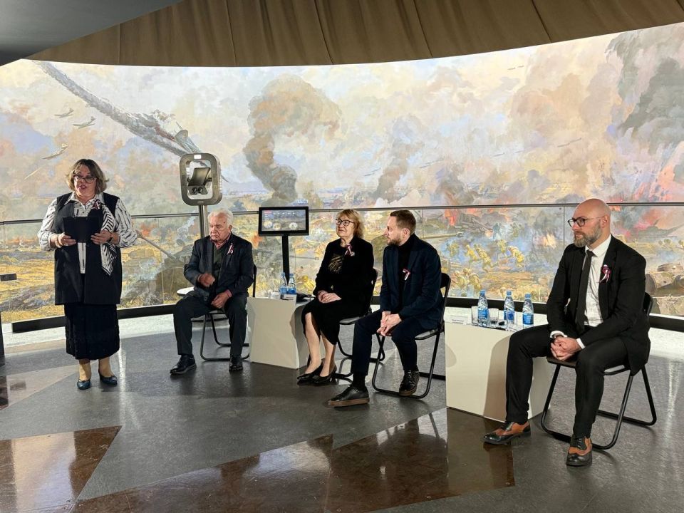 Белгородский академический драматический театр имени М.С. Щепкина вновь вошёл в число участников проекта «Международные культурные центры» Белгородский академический драматический театр имени М.С. Щепкина вновь вошёл в число участников проекта «Международные культурные центры»