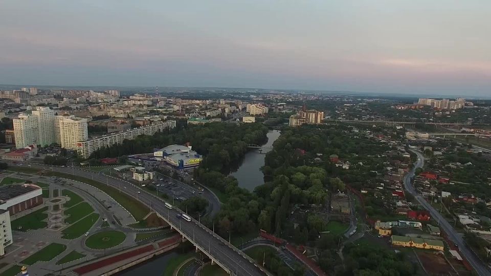 Татьяна Киреева: Дорогие друзья!. Примите самые тёплые поздравления с Днём народного единства и праздником Казанской иконы Божией Матери! Эти два праздника, переплетаясь, напоминают нам о вечных ценностях — вере, верности...