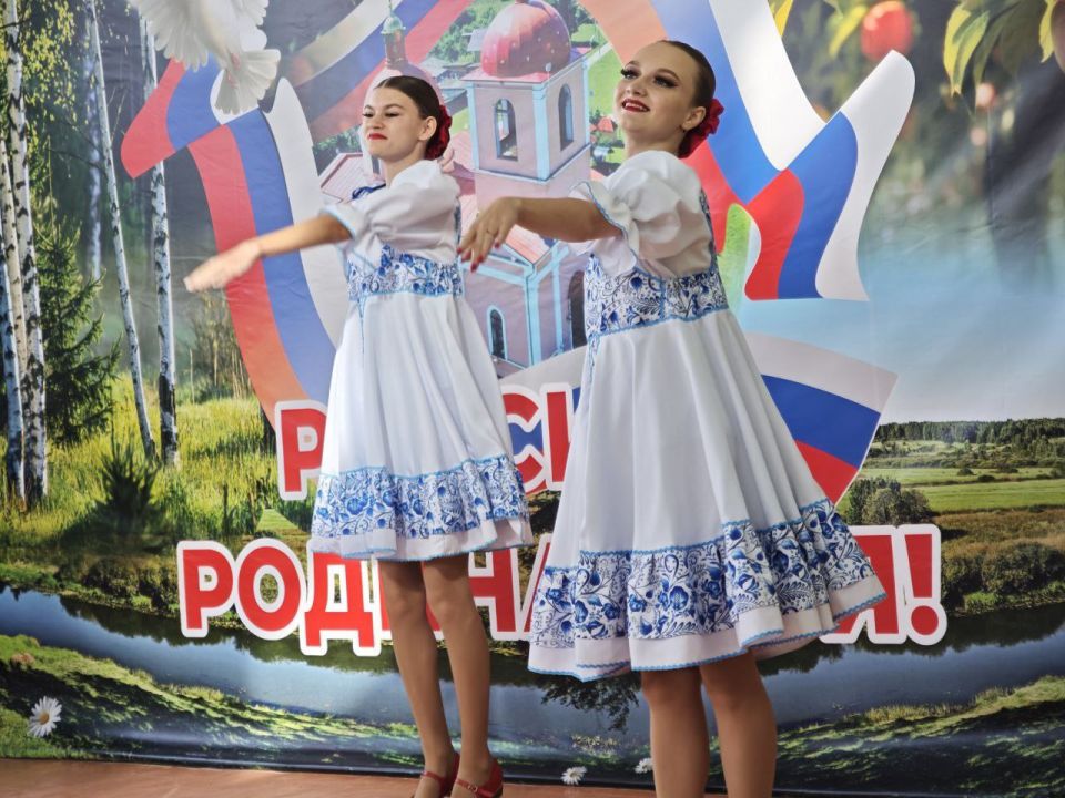 Сегодня с размахом отметили День села и престольный праздник в Плоском Сегодня с размахом отметили День села и престольный праздник в Плоском