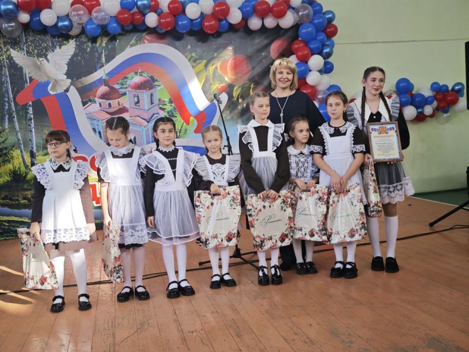 Сегодня с размахом отметили День села и престольный праздник в Плоском Сегодня с размахом отметили День села и престольный праздник в Плоском