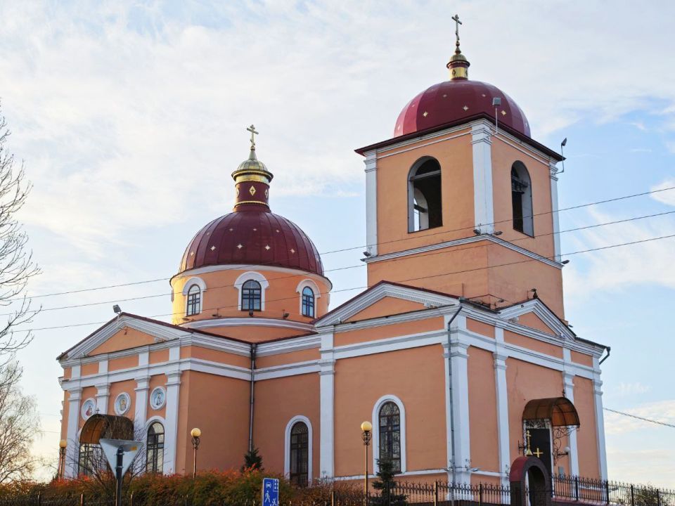 Сегодня православный праздник Казанской иконы Божией Матери, жители сёл Казанка, Сидоровка и Плоское отмечают престольный праздник Сегодня православный праздник Казанской иконы Божией Матери, жители сёл Казанка, Сидоровка и Плоское отмечают престольный праздник