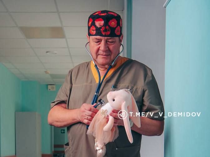 Валентин Демидов: С праздником, друзья, с Днём народного единства! Валентин Демидов: С праздником, друзья, с Днём народного единства!