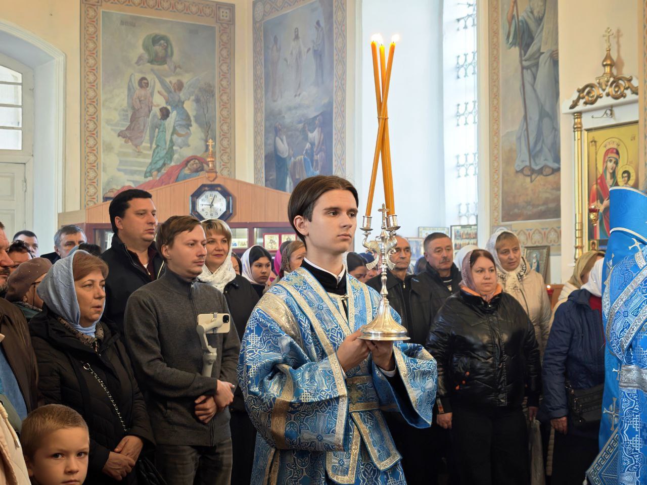 Сегодня православный праздник Казанской иконы Божией Матери,  жители сёл Казанка, Сидоровка и Плоское отмечают престольный праздник Сегодня православный праздник Казанской иконы Божией Матери,  жители сёл Казанка, Сидоровка и Плоское отмечают престольный праздник