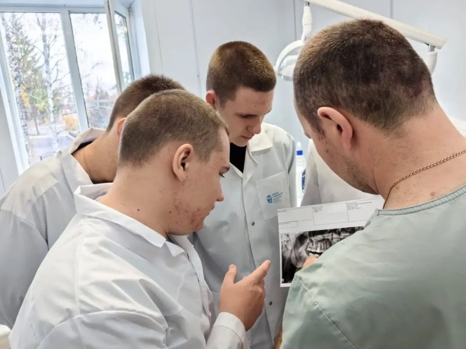 Учащиеся 10 медкласса Вейделевской средней школы провели свои каникулы с пользой и прошли практику в Вейделевской ЦРБ Учащиеся 10 медкласса Вейделевской средней школы провели свои каникулы с пользой и прошли практику в Вейделевской ЦРБ