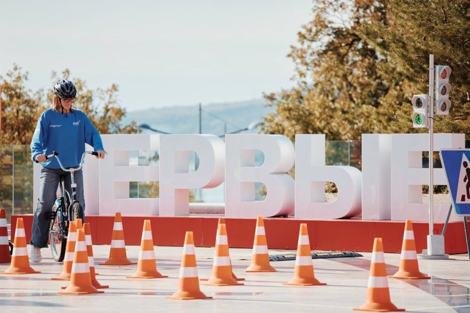 Михаил Лобазнов: Приятно получать прекрасные новости о достижениях нашей молодёжи Михаил Лобазнов: Приятно получать прекрасные новости о достижениях нашей молодёжи