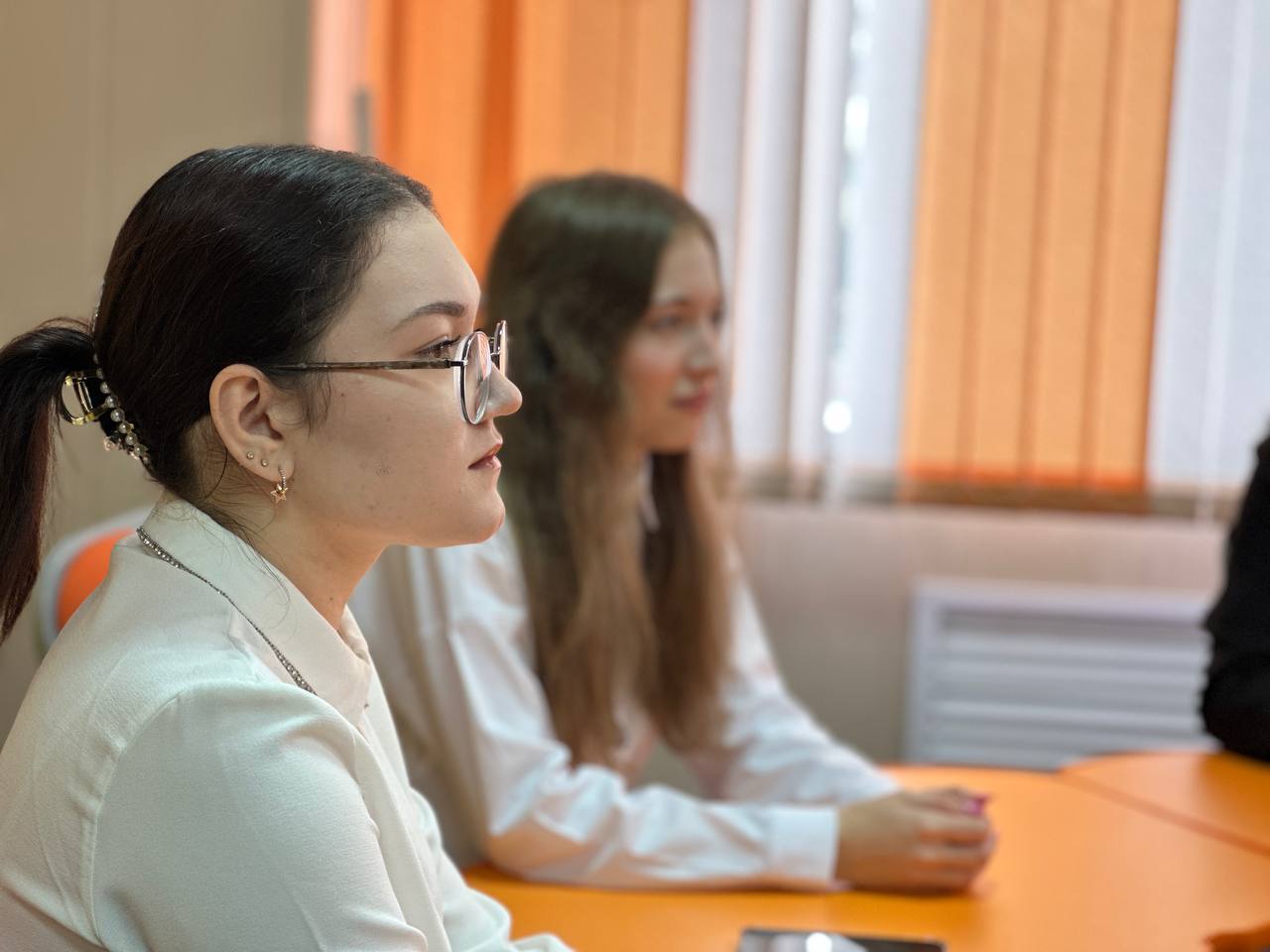 В рамках проекта «Университетские среды» и развития партнерства с ПАО «Сбербанк России» 29 октября в нашем филиале состоялась серия образовательных событий, направленных на повышение финансовой грамотности и кибербезопасности В рамках проекта «Университетские среды» и развития партнерства с ПАО «Сбербанк России» 29 октября в нашем филиале состоялась серия образовательных событий, направленных на повышение финансовой грамотности и кибербезопасности