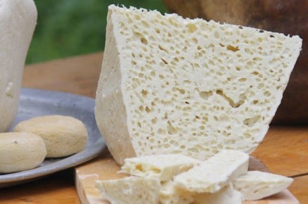 Гуда: сыр с глубиной вкуса, рожденный высоко в горах Грузии