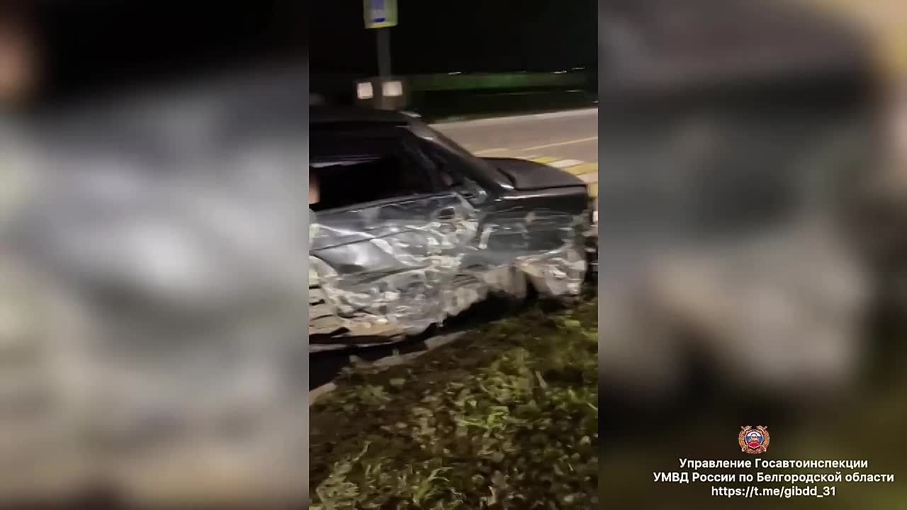 #СВОДКА_ДТП. По предварительным данным, вчера около 19 часов 50 минут на ул. Революционная в г. Губкине 40-летний водитель, управляя автомобилем «Лада», не выдержал безопасный боковой интервал и совершил столкновение с...