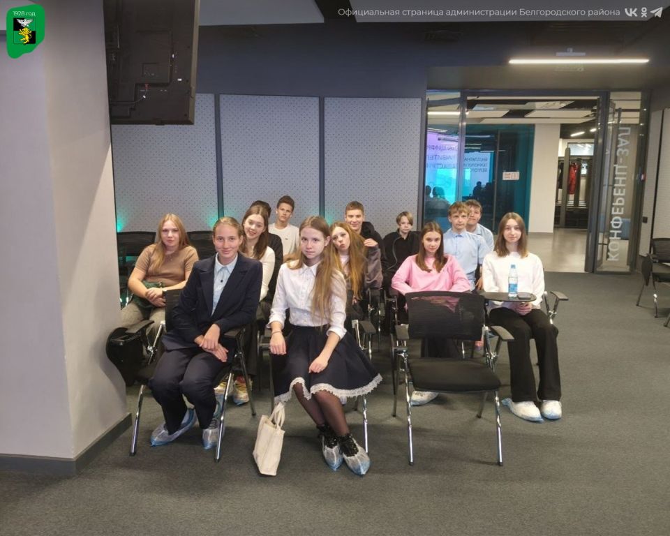 Школьники открывают двери в мир IT Школьники открывают двери в мир IT