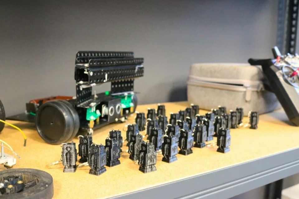 В Белгороде заработала мастерская робототехники «Робо_Лаb31» В Белгороде заработала мастерская робототехники «Робо_Лаb31»