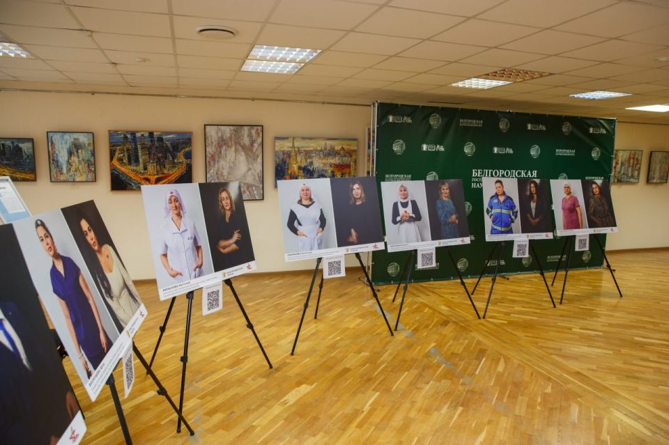 В рамках регионального этапа XXIII Иоасафовских чтений в универсальном читальном зале научной библиотеки прошла презентация книги «Свет милосердия» В рамках регионального этапа XXIII Иоасафовских чтений в универсальном читальном зале научной библиотеки прошла презентация книги «Свет милосердия»