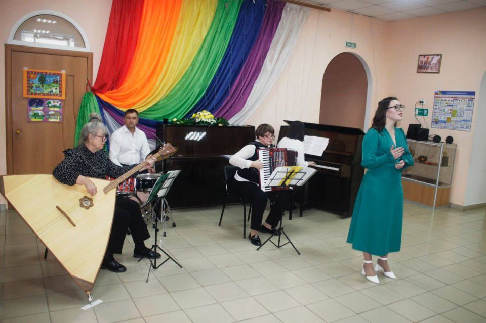 В детской школе искусств им. В. Ф. Трутовского прошёл вечер инструментальной музыки В детской школе искусств им. В. Ф. Трутовского прошёл вечер инструментальной музыки